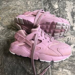Nike Girls Huarache 12